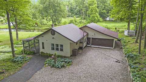 4482 Woodland Drive, Six Lakes, MI 48886