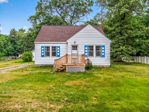 4412 W Giles Road, Muskegon, MI 49445