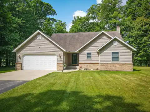 7297 S Thornapple Avenue, Newaygo, MI 49337