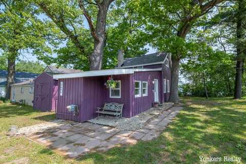2696 Cottage Drive, Orleans, MI 48865