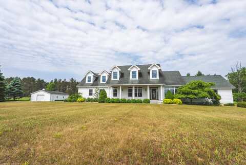 19611 220th Ave Road, Tustin, MI 49688