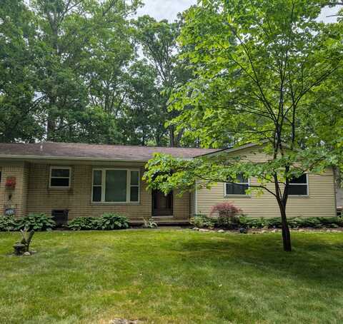 810 Oakgrove, Highland, MI 48356