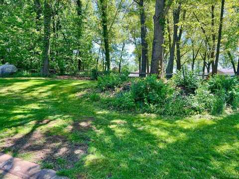 55420 Forest Cove Court, New Carlisle, IN 46552