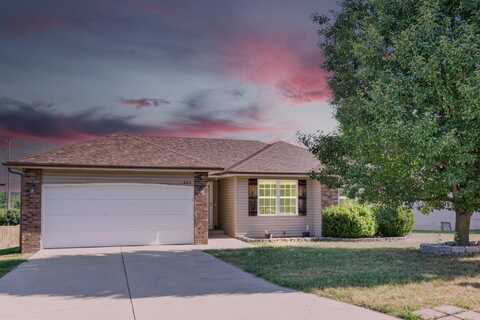1603 W Robin Street, Ozark, MO 65721