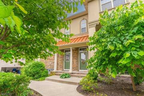 746 Green Ln, Union, NJ 07083
