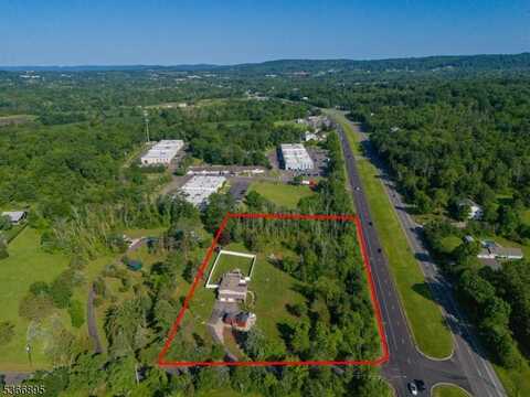 417 Mountain Rd, Readington, NJ 08833
