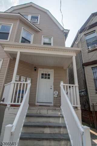 756 S 17Th St, Newark, NJ 07103