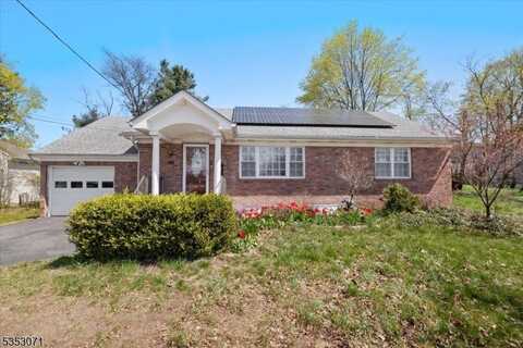 35 E Ridgewood Ave, Paramus, NJ 07652