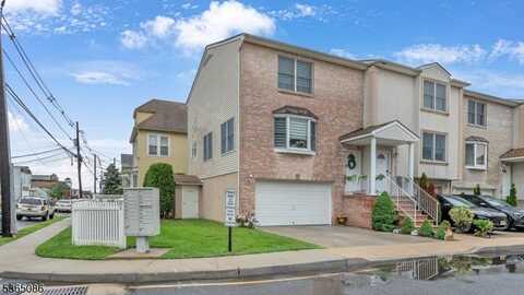 89 Plauderville Ave, Garfield, NJ 07026