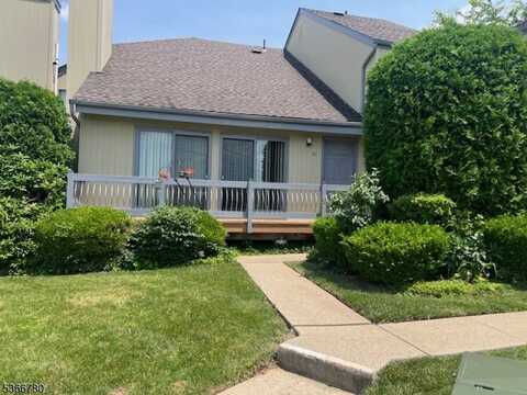 21 Talbot St, Franklin, NJ 08873