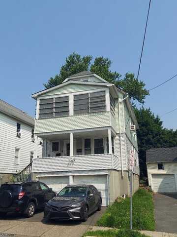 8 N 12Th St, Hawthorne, NJ 07506