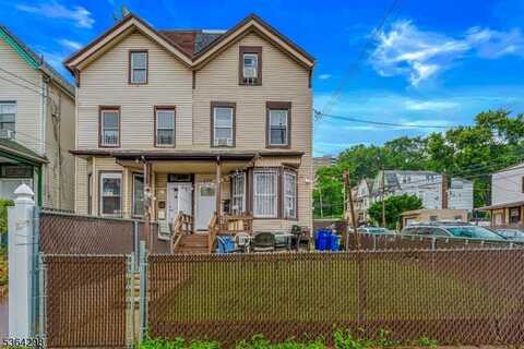 418 Summer Ave, Newark, NJ 07104