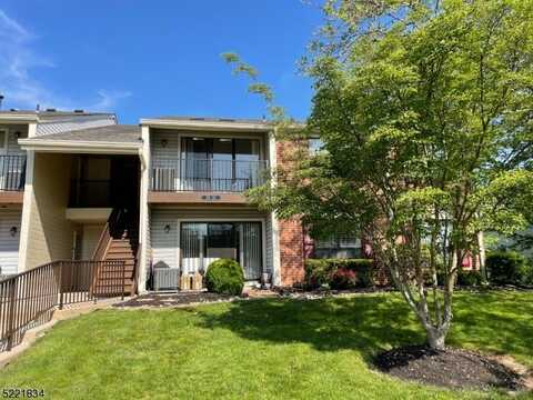 32 Baldwin Ct, Bernardsville, NJ 07920