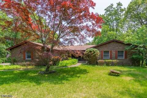 992 Stillwater Rd, Stillwater, NJ 07860