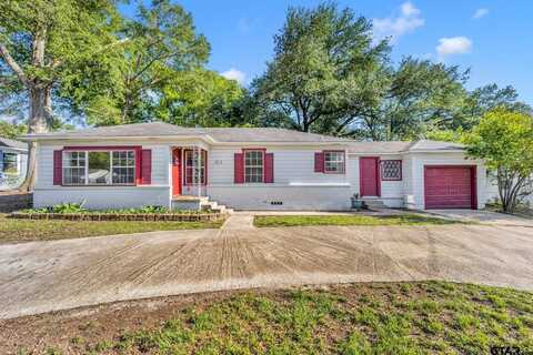 315 E Hubbard St, Lindale, TX 75771