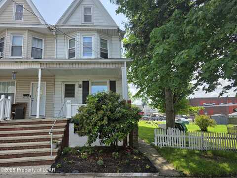 15 S 2nd Street, Frackville, PA 17931