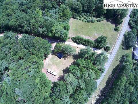 650 Mountain Lake Road, Glade Valley, NC 28627