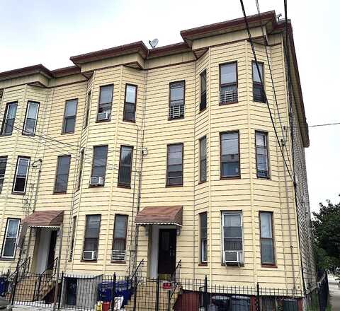 132 GRIFFITH ST, JC, Heights, NJ 07307