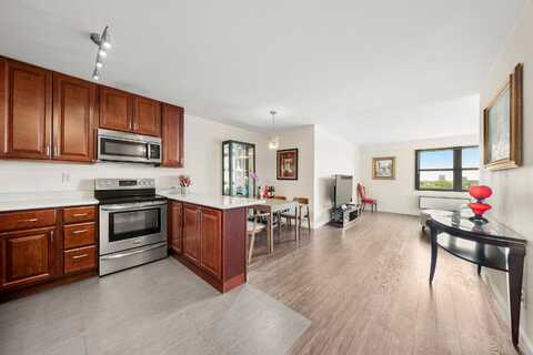 7855 BLVD EAST, North Bergen, NJ 07047