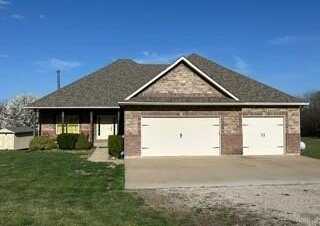 816 SW VV Highway, Centerview, MO 64019