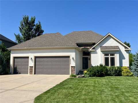 2577 W Elm Street, Olathe, KS 66061