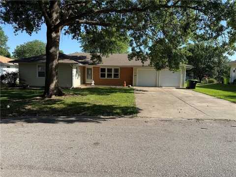 703 Logan Street, Harrisonville, MO 64701