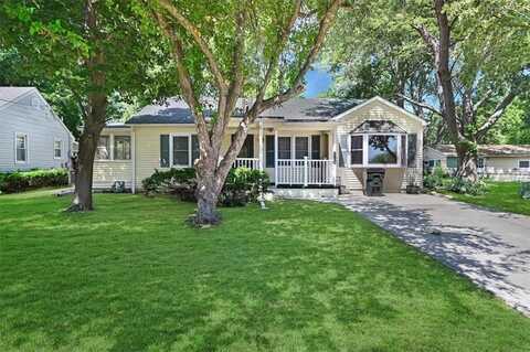 2704 Garland Street, Leavenworth, KS 66048