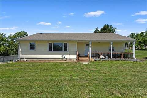 820 S Main Street, Lansing, KS 66043