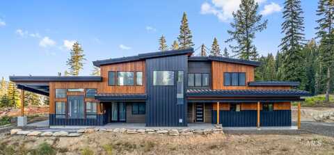 112 North Loop, New Meadows, ID 83654