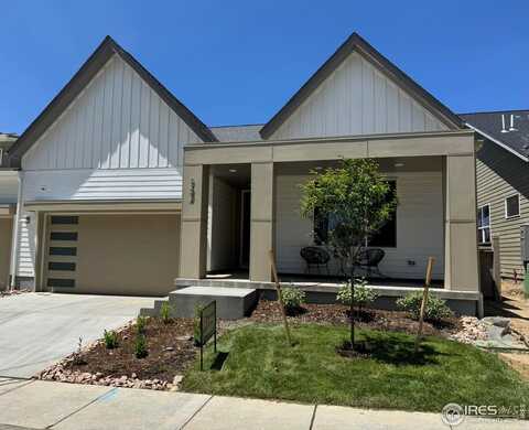 729 Kubat Ln, Longmont, CO 80503
