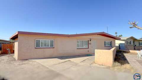 152 W Elder St, Calipatria, CA 92233