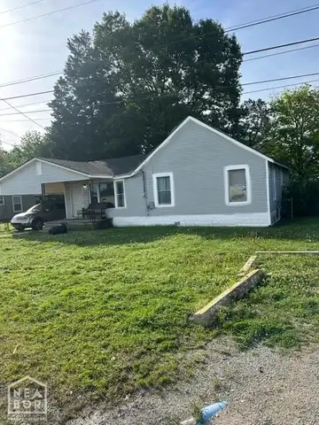 105 School Street, Bay, AR 72411