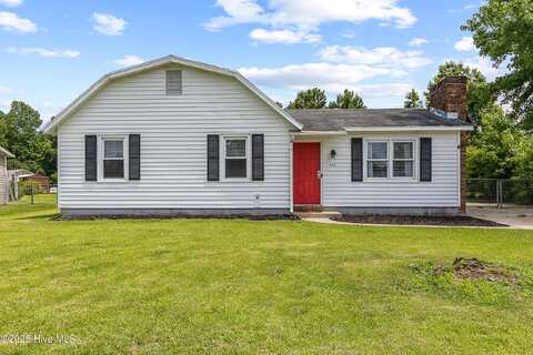 453 Hunting Green Drive, Jacksonville, NC 28546