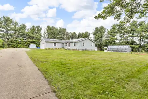 2525 Pickett Road, Parma, MI 49269