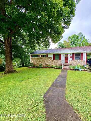 103 Albany Rd, Oak Ridge, TN 37830
