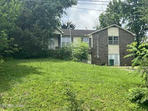 525 Cherokee Heights Drive, Maryville, TN 37801