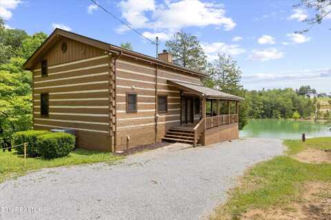 725 Driftwood Circle, Sevierville, TN 37876