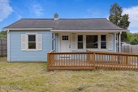 2504 Cecelia Ave, Maryville, TN 37804