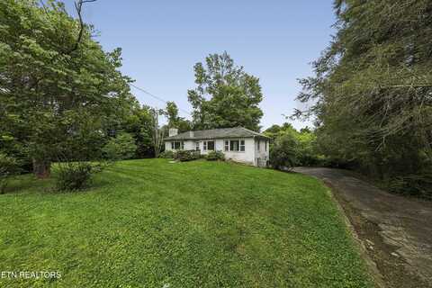 106 Colonial Drive, Knoxville, TN 37920