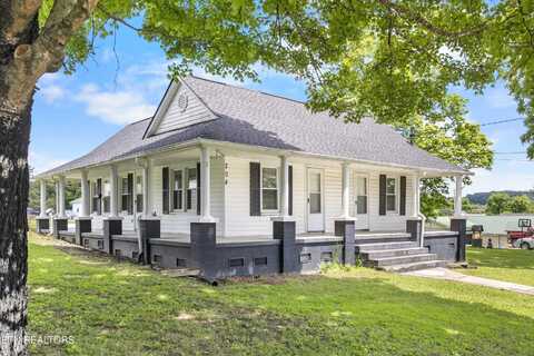 204 Queener St, Jacksboro, TN 37757