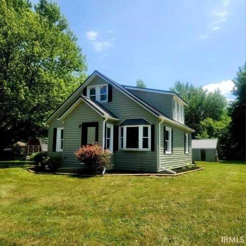 422 N Main Street, Millersburg, IN 46543