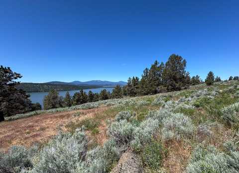 Sunset Ridge Drive, Klamath Falls, OR 97601