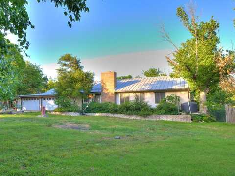 17 Roadrunner, Fredericksburg, TX 78624