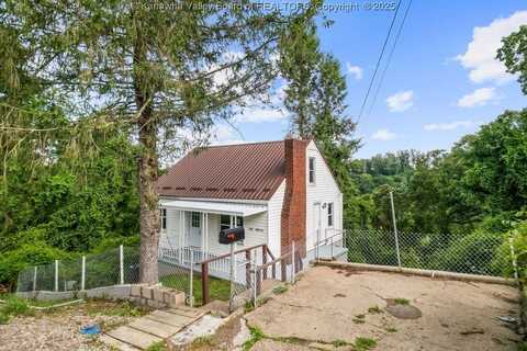 528 Medina Street, Charleston, WV 25302
