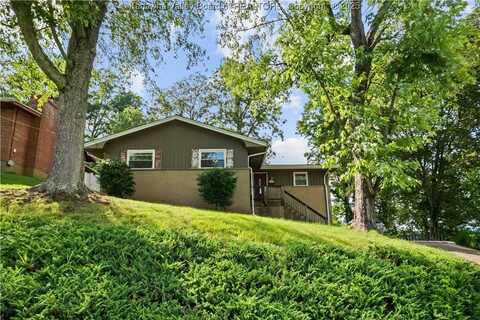 1204 CROWN Drive, South Charleston, WV 25309