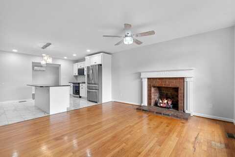 2229 Alexandria Drive, Lexington, KY 40504