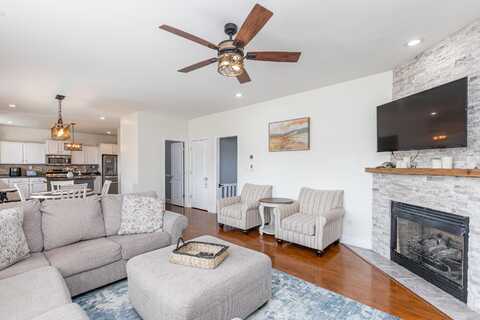 1101 Running Brook Drive, Lawrenceburg, KY 40342