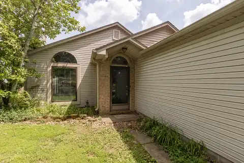 1368 The Kings Court, Lexington, KY 40515