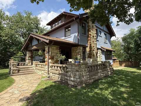 646 Missouri Street, Lawrence, KS 66044