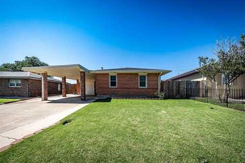 3819 NW Lake Ave, Lawton, OK 73505